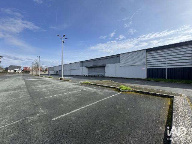 Local commercial 1 070 m²
