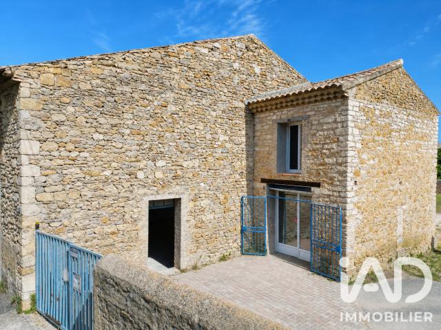 Local commercial 253 m²