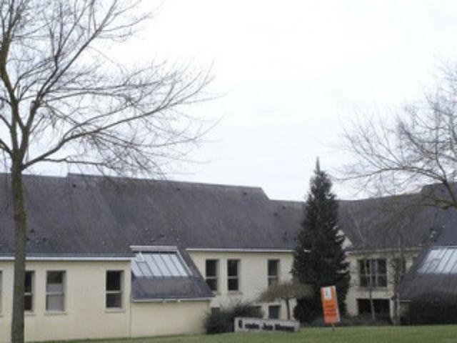 Local commercial 28000