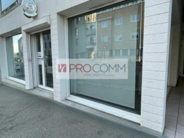 Local commercial 28000