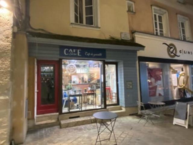 Local commercial 28000