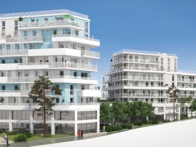 Local commercial 284 m²