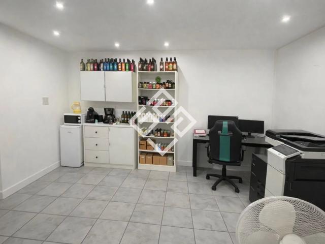 Local commercial