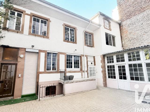 Local commercial 200 m²