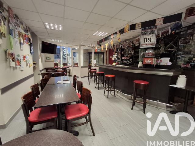 Local commercial 209 m²