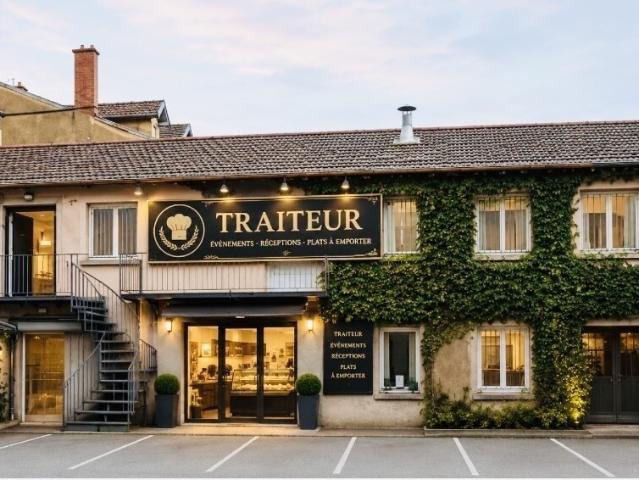 Local commercial 215m2 Gorge de Loup