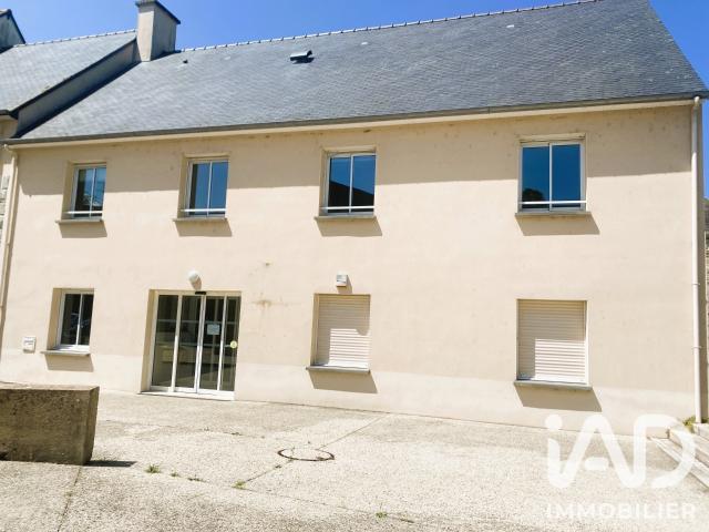 Local commercial 220 m²