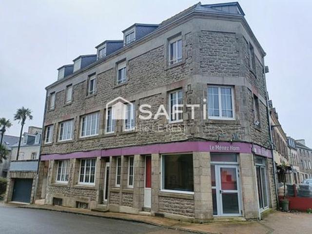 Local commercial 225m2 au cœur de PLOMODIERN