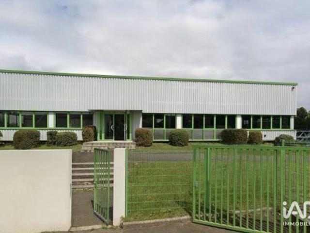 Local commercial 2 970 m²