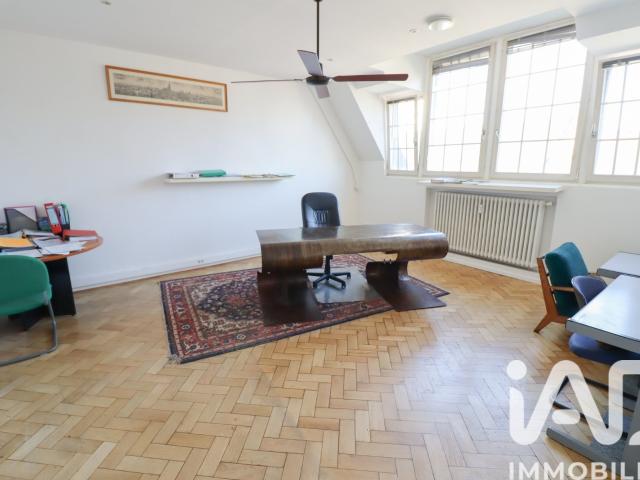 Local commercial 341 m²