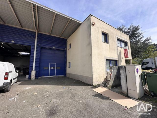 Local commercial 380 m²