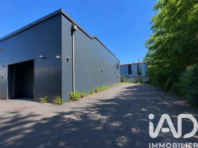Local commercial 390 m²