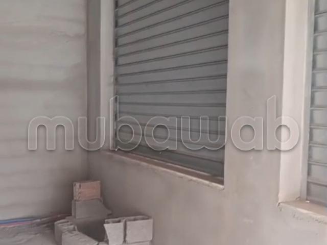 Local commercial – 3 magasins – 2 façades 140m