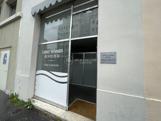 Local commercial 47 m2 Rue Servient LYON 3