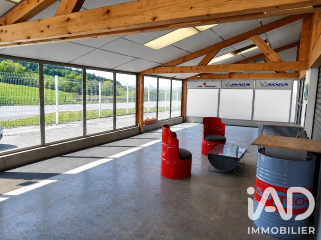 Local commercial 487 m²