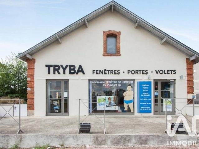 Local commercial 400 m²