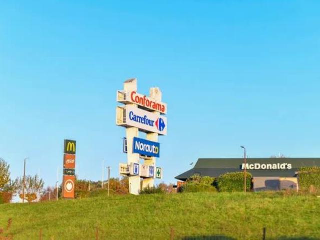 Local commercial
