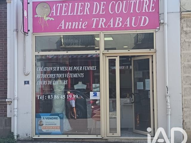 Local commercial 64 m²