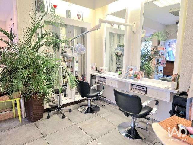 Local commercial 64 m²