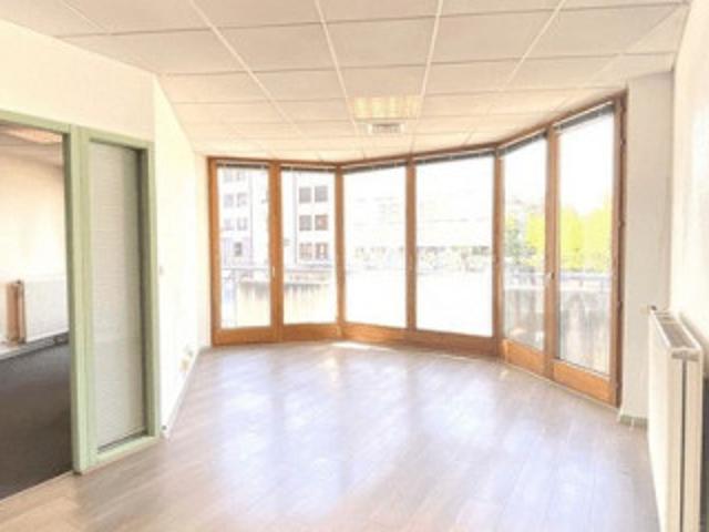 Local commercial 74200