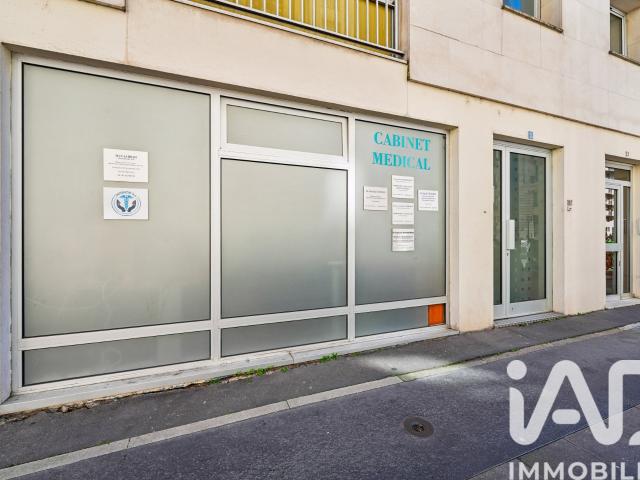 Local commercial 76 m²