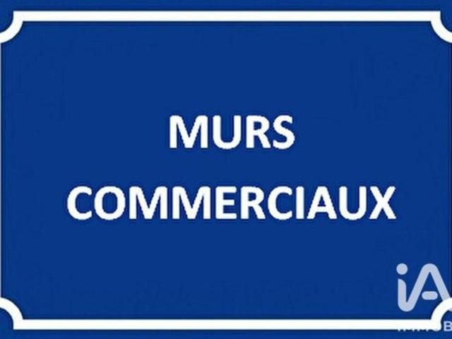 Local commercial 700 m²