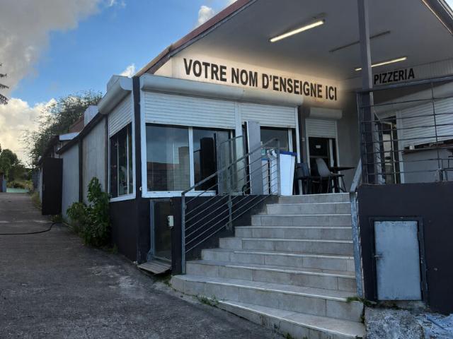Local commercial 70 m2 au François