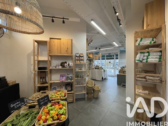 Local commercial 72 m²