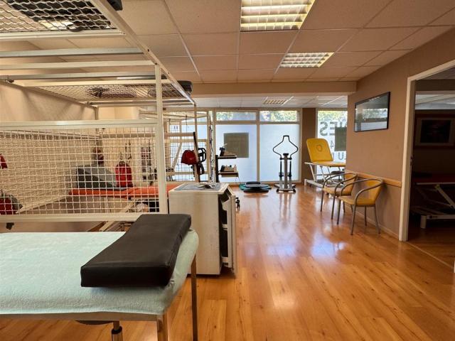 Local Commercial 85 M2 À Vendre Emplacement Premium Richter. 85m² Montpellier