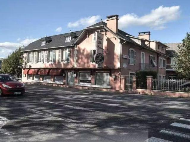 Local commercial 800 m²