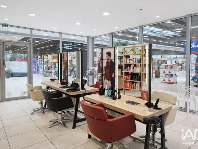 Local commercial 80 m²