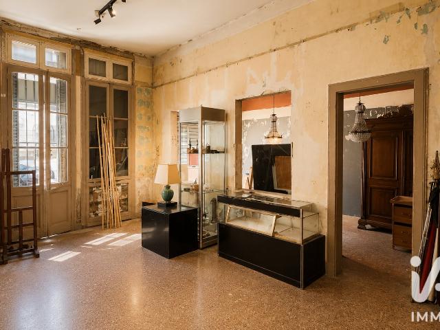 Local commercial 83 m²