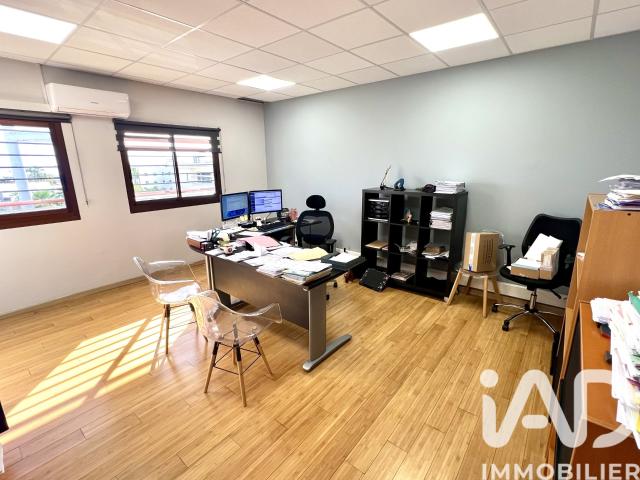 Local commercial 98 m²