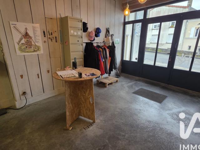 Local commercial 90 m²