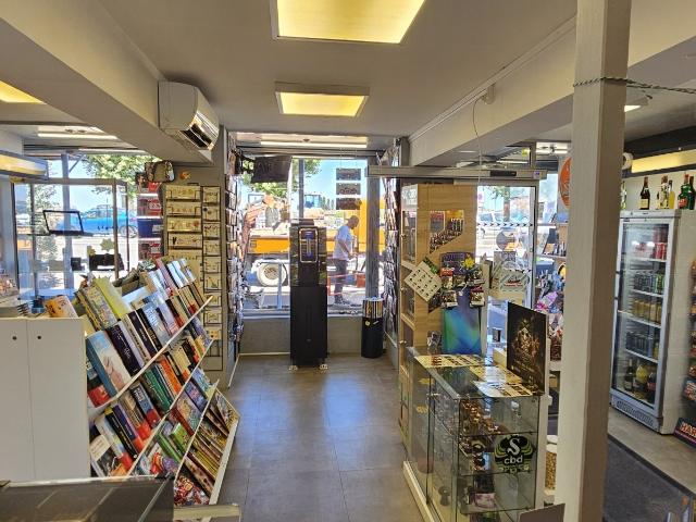 Local commercial 90 m²