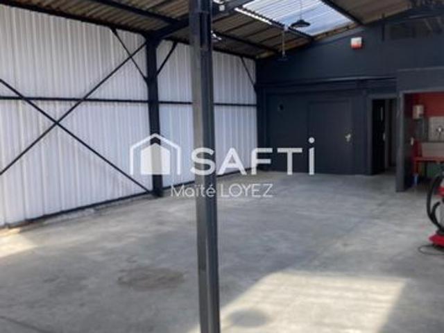 Local commerciale, bureau, parking