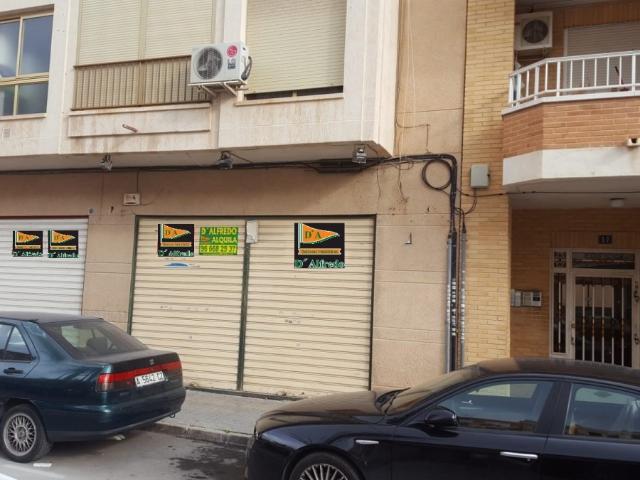 LOCAL CON FACHADA A PASEO FONTENAY