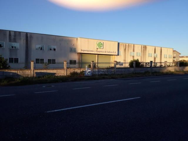 Local, Coles