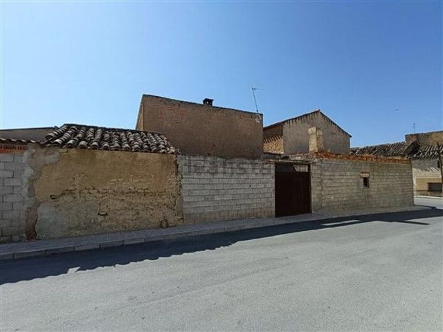 Local, Cortes de Baza