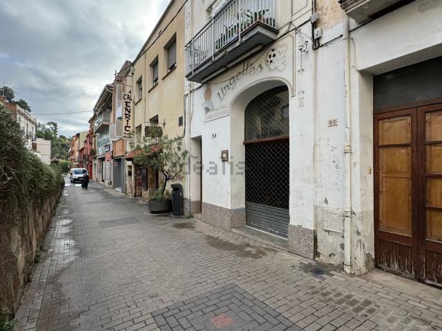 Local, Corbera de Llobregat