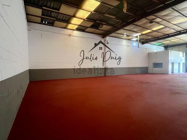 Local, Coria del Río