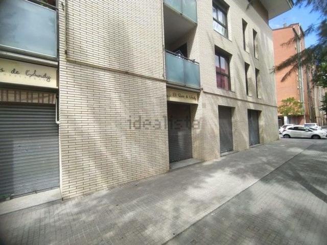 Local, Cornellà de Llobregat