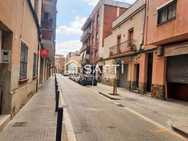 Local, Cornellà de Llobregat