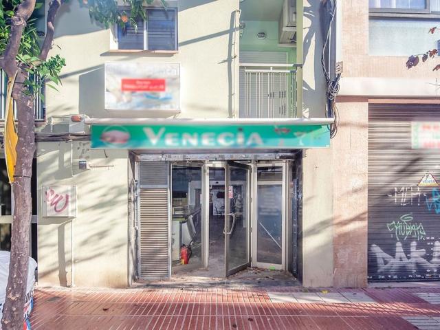 Local, Cornellà de Llobregat