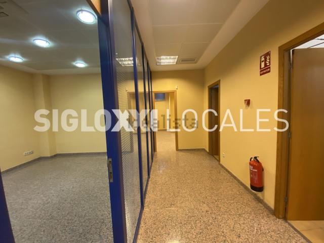 Local, Cornellà de Llobregat