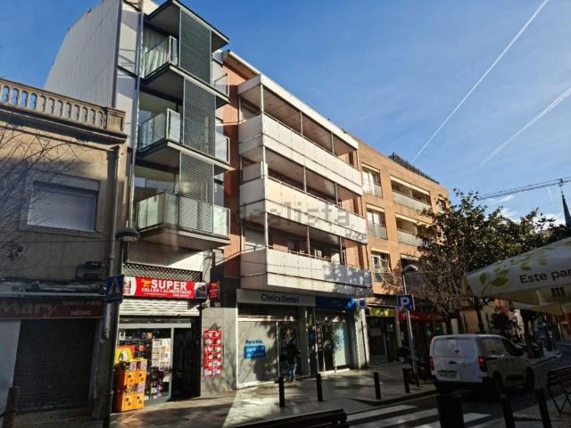 Local, Cornellà de Llobregat