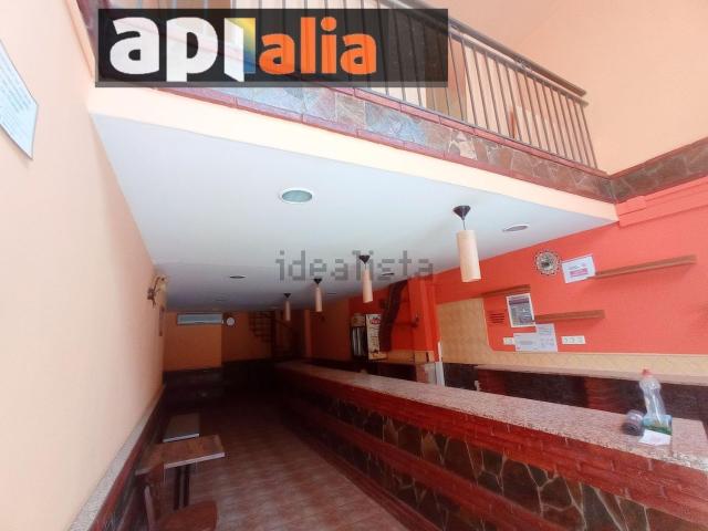 Local, Cornellà de Llobregat