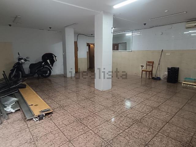 Local, Cornellà de Llobregat
