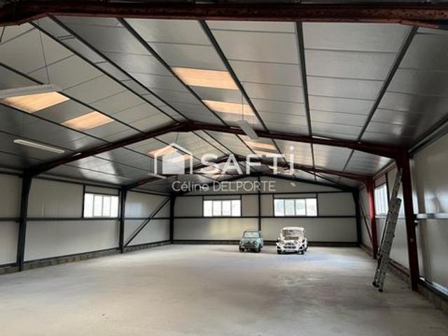 LOCAL D’ACTIVITÉ 380 m² – EMPLACEMENT PREMIUM – SITE SÉCURISÉ