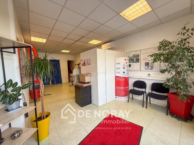 Local d'activité 96 m2 Tours Nord à louer